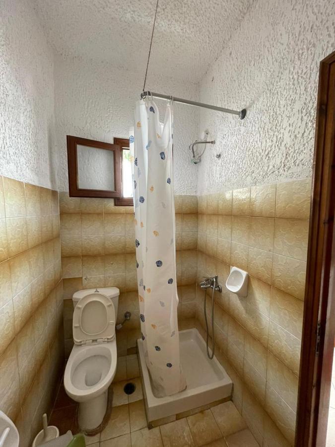 Yannis Apartments Барбати Екстериор снимка