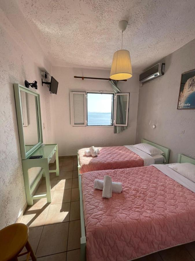 Yannis Apartments Барбати Екстериор снимка