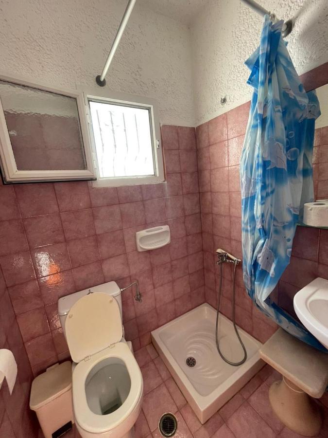 Yannis Apartments Барбати Екстериор снимка